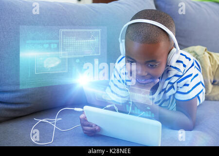 Immagine composita di immagine digitale del cervello con elica di DNA e il grafico Foto Stock