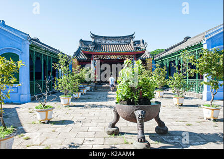 Van Hoa Le Nghia tempio, antica città di Hoi An, Vietnam Foto Stock