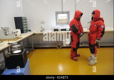 Università degli Studi di Milano Bicocca (Italia), EuroCold laboratorio per la conservazione e lo studio di carote di ghiaccio dall'Antartide e ghiacciai, per consentire studi sull'atmosfera globale e i cambiamenti climatici Foto Stock