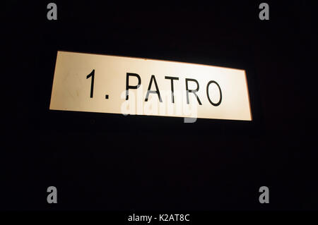 Praga Lucerna, sollevamento paternoster, primo piano Foto Stock