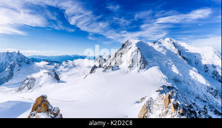 Un gruppo di alpinisti sulle pendici Mont Blanc, Chamonix, Francia Foto Stock