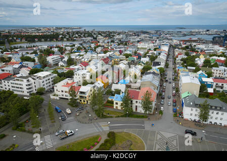 Reykjavik vista aerea, fotografati da Hallgrímskirkja (chiesa), Islanda, Luglio 2015 Foto Stock