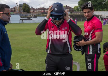 Xxii Fraternità legale Cricket Torneo, Singh e associa Solicitors Turf Gestione Sportiva di Bradford in Inghilterra il 9 giugno 2017 Foto Stock