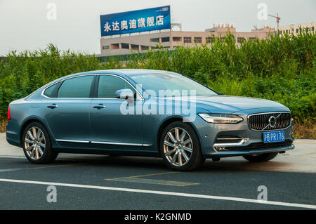 Daqing Cina produceva Volvo S90 lwb su un funzionario test drive Foto Stock