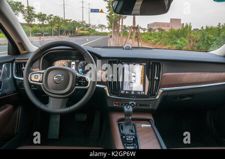 Interior shot del prodotto cinese Volvo S90 lwb T5 modello di iscrizione Foto Stock