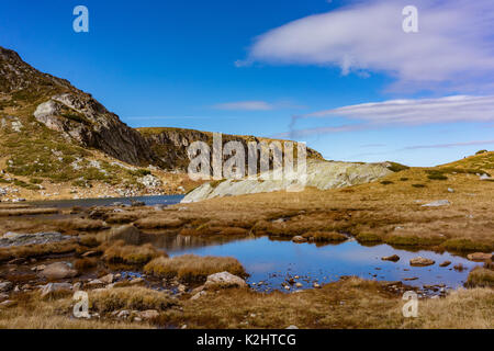 Uno dei sette laghi di Rila montagne Foto Stock