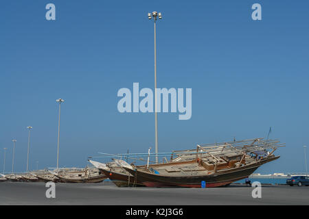 Barche in legno, maestri d'ascia, Abu Dhabi Foto Stock