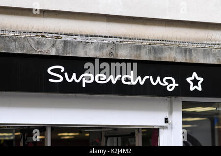 Superdrug store Rushden laghi England Regno Unito Foto Stock