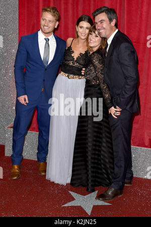 Foto deve essere accreditato ©Alpha premere 079965 03/06/2017 Matthew Wolfenden, Charley Webb, Zoe Henry e Jeff Hordley British Soap Awards 2017 presso il Teatro di Lowry Manchester Foto Stock