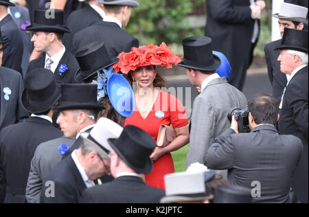 Foto deve essere accreditato ©Alpha premere 079965 22/06/2017 HRH Principessa Haya Bint Al Hussein di Giordania a Royal Ascot 2017 tenutasi a Ascot Racecourse in Ascot Berkshire Foto Stock