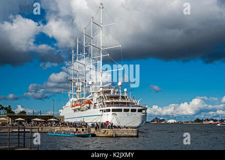 Vela Windstars nave da crociera Wind Surf ormeggiati a Nordre Toldbod durante Kulturhavn (Cultura Porto) Festival porto di Copenhagen DANIMARCA Europa Foto Stock