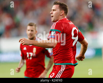 Budapest, Ungheria. Il 31 agosto, 2017. Adam Szalai di Ungheria celebra il suo obiettivo durante il 2018 FIFA World Cup Qualifier match tra Ungheria e Lettonia a Groupama Arena il Agosto 31, 2017 a Budapest, Ungheria. Credito: Laszlo Szirtesi/Alamy Live News Foto Stock