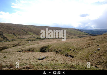 Cwm Tawe visto da a fianco della seconda cascata principale su Nant Llyn y. Foto Stock