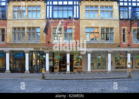 Il Chester Grosvenor, Westgate Street, Chester, Cheshire, Inghilterra, Regno Unito. Foto Stock