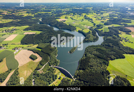 Diga Ennepetal Radevormwald, Fiume Ennepe, Bergisches Land, Fieldscape, Ennepetal, Ruhrgebiet, Nord Reno-Westfalia, Germania Foto Stock