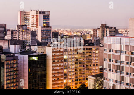 Centro di Porto Alegre, capitale dello stato del Rio Grande do sul. Porto Alegre, Rio Grande do sul, Brasile. Foto Stock