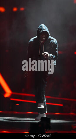 Foto deve essere accreditato ©Alpha premere 079965 22/02/207 Skepta Brit Awards 2017 all'O2 Arena di Londra Foto Stock