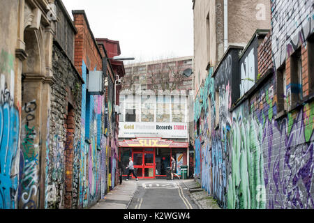 Graffiti in Hepburn Rd in Stokes Croft, Bristol REGNO UNITO Foto Stock