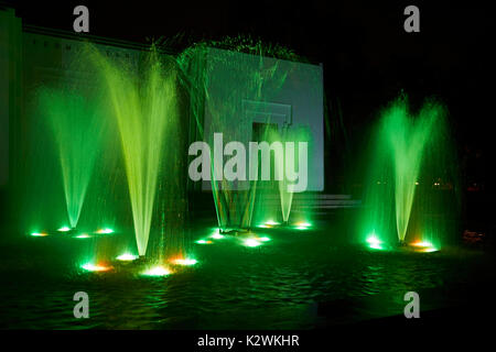 Fontana Tanguis al Magic circuito idrico (più grande del mondo complesso fontana), Parco della Riserva, Lima, Perù, Sud America Foto Stock