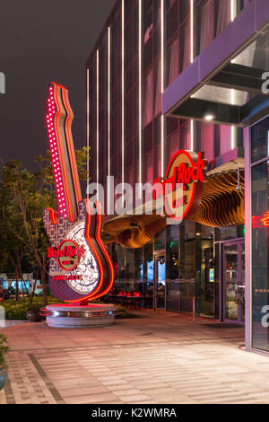 East meets West - Hard Rock Cafe ha reso a Hangzhou Foto Stock