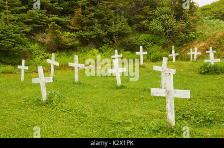 Croci di legno sulle tombe non marcati, Terranova, Canada Foto Stock