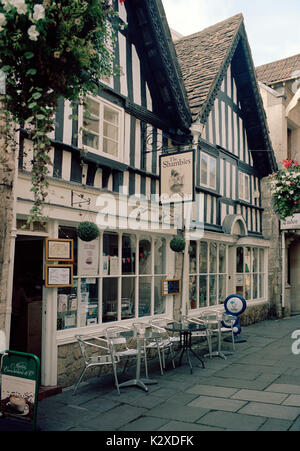 Il caos in Bradford on Avon nel Wiltshire in Inghilterra in Gran Bretagna nel Regno Unito Regno Unito Europa. storia house edificio di architettura travel Foto Stock