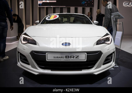 Bruxelles - Jan 19, 2017: Subaru BRZ auto sul display al Motor Show di Bruxelles. Foto Stock