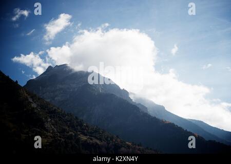 Izas valle nei Pirenei, Valle di Canfranc, Aragona, Huesca, Spagna. Foto Stock