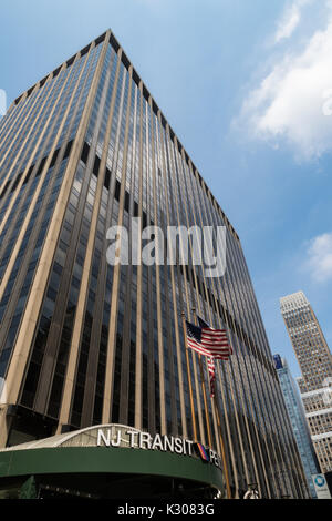 Penn Plaza con NJ Transit e Penn Station ingresso, NYC, STATI UNITI D'AMERICA Foto Stock