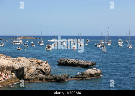 Il litorale dell'isola spagnola di Tabarca nel Mediterraneo Foto Stock