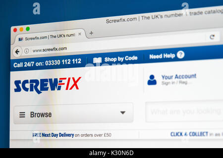LONDON, Regno Unito - 10 AGOSTO 2017: la homepage del sito ufficiale di ScrewFix, il dettagliante britannico del commercio utensili ed accessori hardware e processo di produ Foto Stock