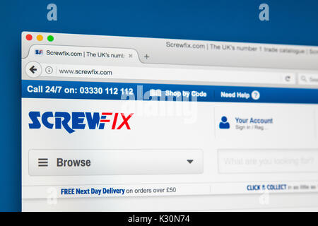 LONDON, Regno Unito - 10 AGOSTO 2017: la homepage del sito ufficiale di ScrewFix, il dettagliante britannico del commercio utensili ed accessori hardware e processo di produ Foto Stock