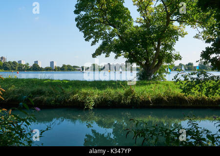 Il nuovo River e West serbatoio vicino Woodberry zone umide, Stoke Newington, North London REGNO UNITO Foto Stock