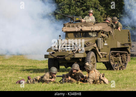 Kent, Regno Unito - 28 agosto 2017: gli attori in posa come soldati americani della seconda guerra mondiale a livello militare odyssey rievocazione evento in detling, kent, o Foto Stock