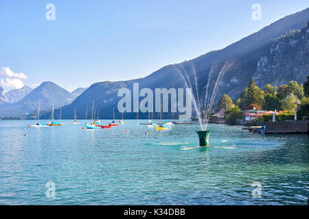 Al lago Wolfgangsee in Austria Foto Stock