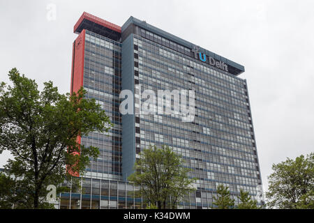 DELFT, Paesi Bassi - 19 agosto 2017: costruzione di ingegneria elettrica dell'Università Tecnica di Delft nei Paesi Bassi Foto Stock