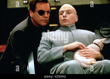 AUSTIN POWERS: Uomo internazionale di mistero ROBERT WAGNER, Mike Myers data: 1997 Foto Stock