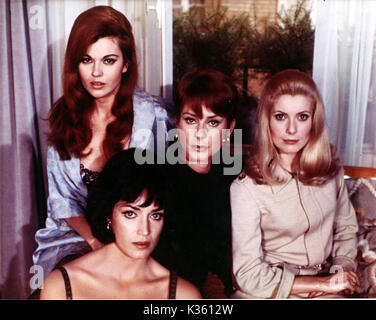 BELLE DE JOUR L-R: MARIE LAJOUR, FRANCOISE FABIAN, GENEVIEVE PAGINA, Catherine Deneuve Foto Stock