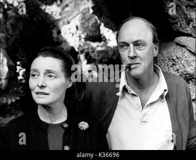 Per i bambini, autore Roald Dahl (1916-1990) con la moglie Patricia Neal. Foto Stock