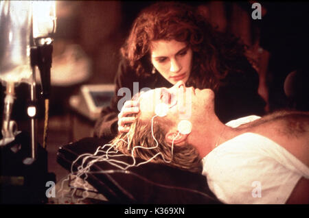 FLATLINERS Kiefer Sutherland, Julia Roberts data: 1990 Foto Stock