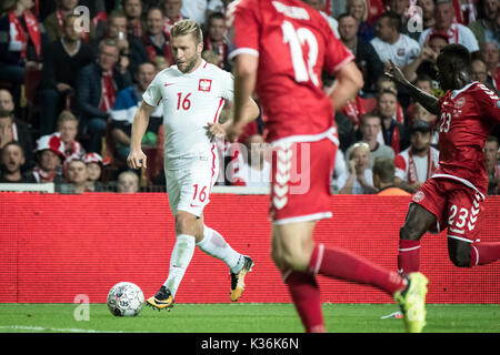 Copenhagen, Danimarca. 01 Sep, 2017. Danimarca Copenhagen - 1 settembre 2017. Jakub Blaszczykowski (16) della Polonia visto durante la Coppa del Mondo il qualificatore tra la Danimarca e la Polonia a Telia Parken di Copenaghen. Credito: Gonzales foto/Alamy Live News Foto Stock