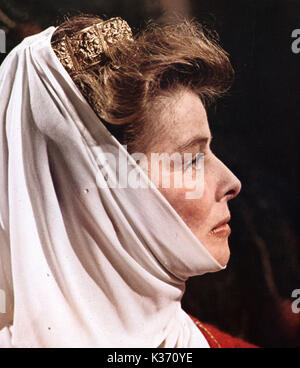 Il leone IN INVERNO Katharine Hepburn come Eleonora di Aquitania UN AVCO-EMBASSY FILM data: 1968 Foto Stock