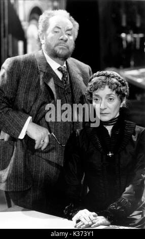 Il CAPOMAESTRO LEO MCKERN, Jane LAPOTAIRE Foto Stock