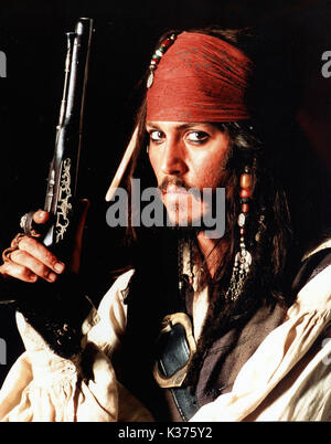 Pirati dei Caraibi Johnny Depp SI PREGA DI CREDITO Data DISNEY: 2003 Foto Stock