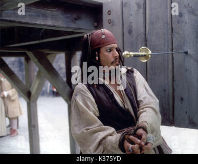 Pirati dei Caraibi: La maledizione della perla nera Jerry Bruckheimer FILMS/WALT DISNEY PICTURES Johnny Depp data: 2003 Foto Stock