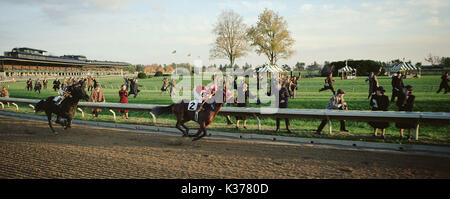 COPYRIGHT SEABISCUIT: UNIVERSAL PICTURES/DREAMWORKS LLC L-R, CHRIS MCCARRON, GARY STEVENS SEABISCUIT COPYRIGHT: UNIVERSAL PICTURES/DREAMWORKS LLC L-R, CHRIS MCCARRON, GARY STEVENS data: 2003 Foto Stock