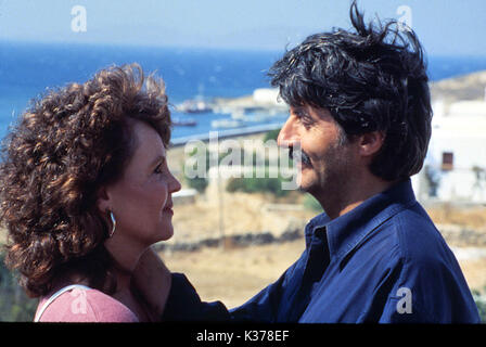 SHIRLEY VALENTINE PAULINE COLLINS, TOM CONTI data: 1989 Foto Stock