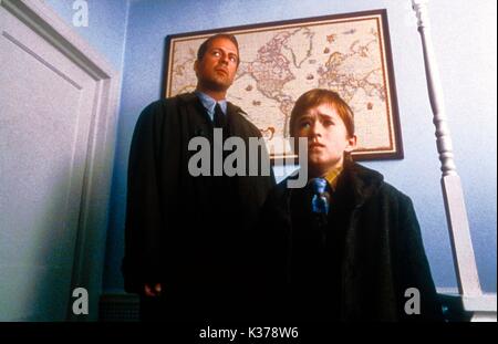 Il sesto senso FOTO DI HOLLYWOOD Bruce Willis, Haley Joel Osment data: 1999 Foto Stock