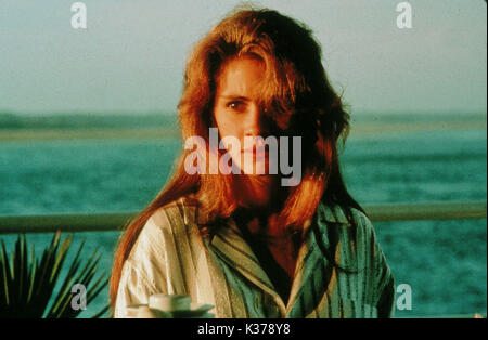 SLEEPING WITH THE ENEMY JULIA ROBERTS REGISTA:JOSEPH RUBEN FILM DISTRIBUITO DALLA 20TH CENTURY FOX SLEEPING WITH THE ENEMY JULIA ROBERTS REGISTA:JOSEPH RUBEN FILM RELEASE BY 20TH CENTURY FOX data: 1991 Foto Stock