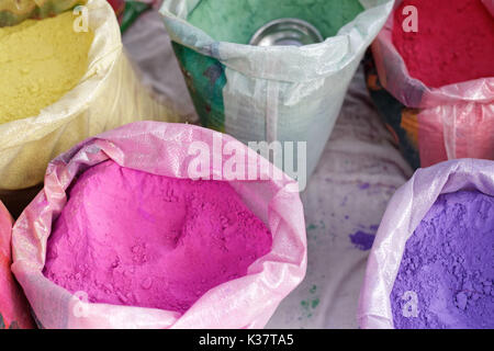 Bundi, India. Holi festival in polvere. Foto Stock